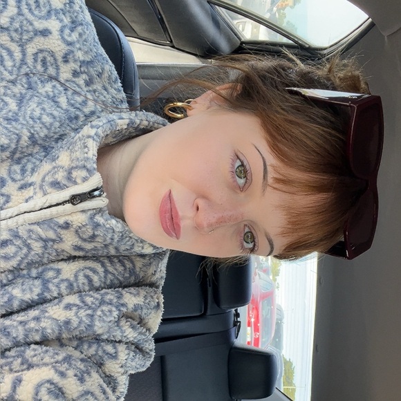 ashlyn_lauren_